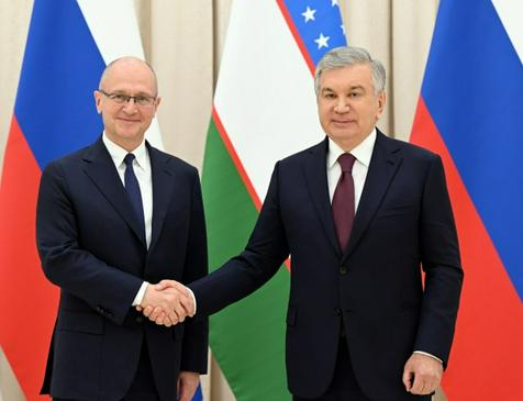 Poder blando con un fusil a la espalda